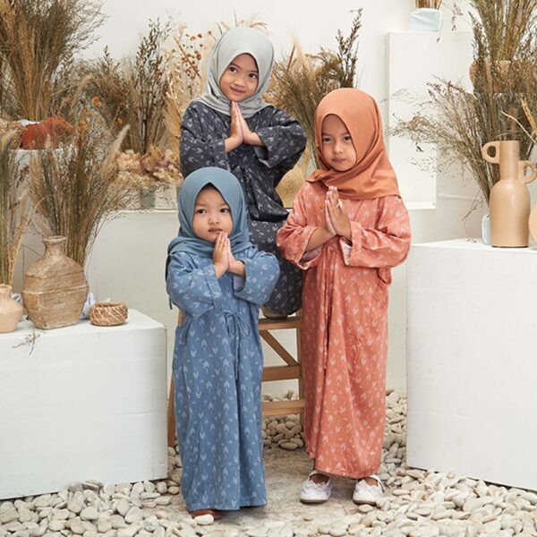 Dialogue Apparel Gamis Kaftan Hijab Set Sagita